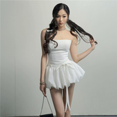 性感A型抹胸裙子设计感夏季 SylCue 纯欲减龄裹胸连衣裙女露背修身