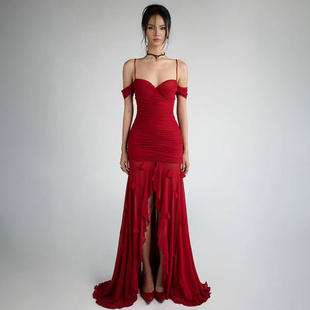 SylCue 显瘦吊带连衣裙褶皱开叉长裙女 性感辣妹风网纱荷叶边修身