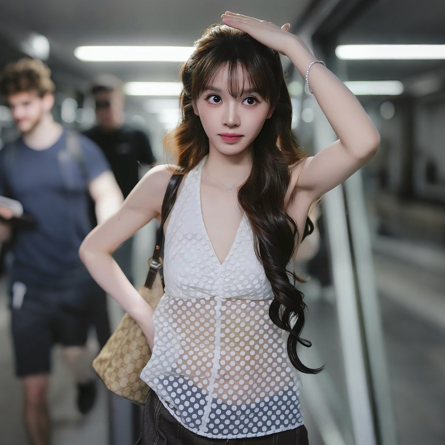 SylCue 田曦微同款清甜波点网纱透视V领上衣女显瘦无袖少女感背心