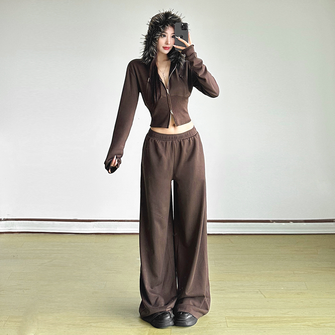 时尚毛毛长袖外套高腰显瘦休闲裤