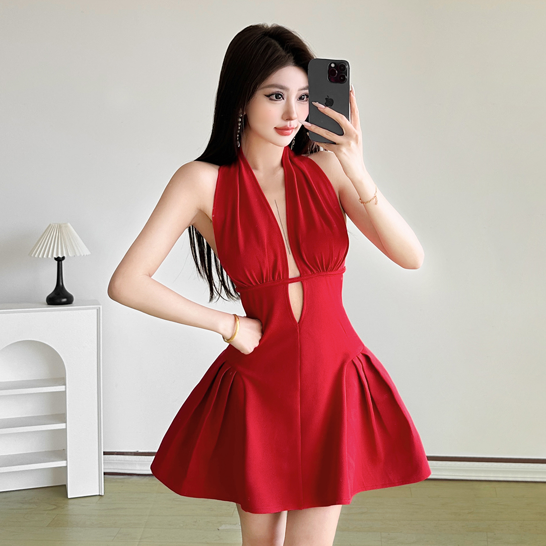 镂空挂脖连衣裙掐腰百搭A字短裙