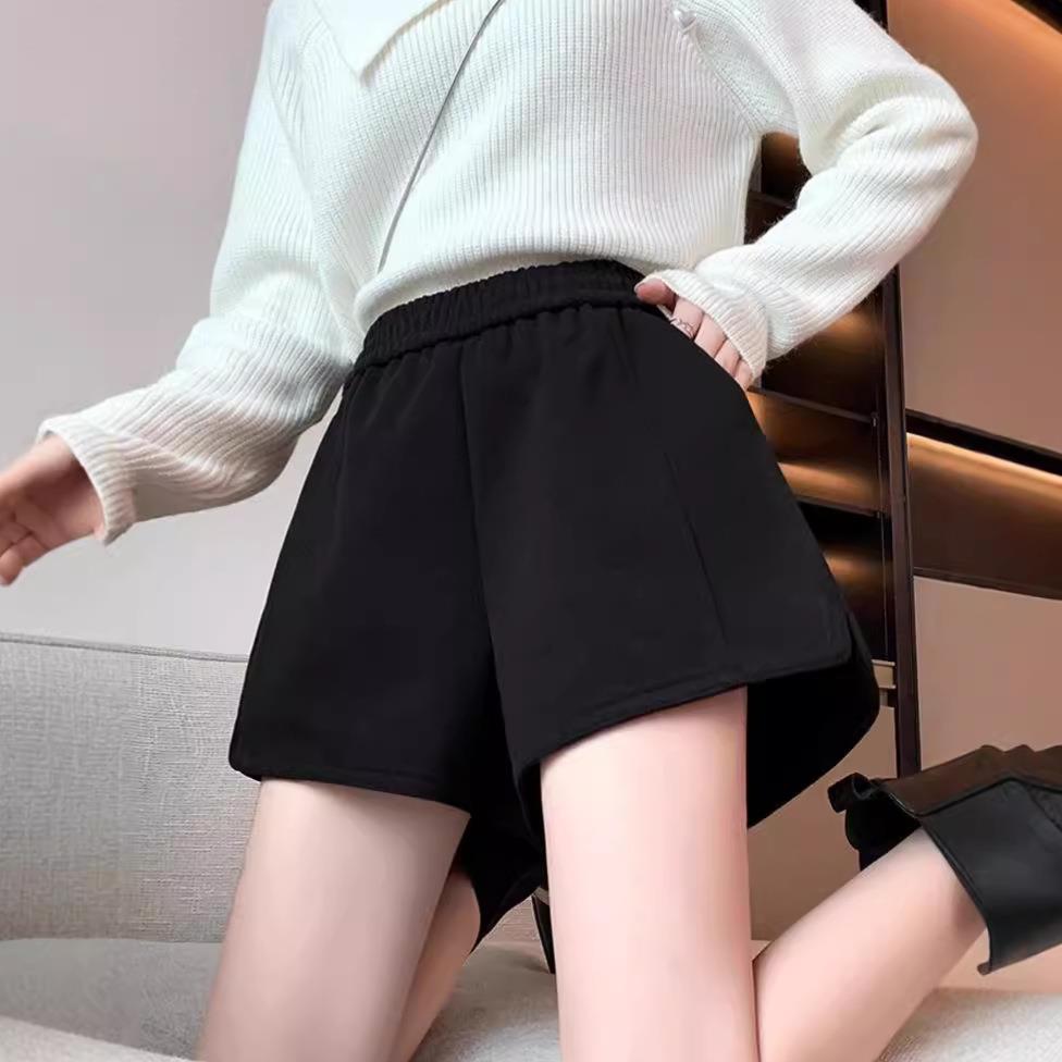维多利亚新款外穿靴裤阔腿毛呢短裤女秋冬季新款松紧腰宽松百搭a