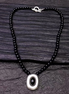 新款黑色串珠项链新中式典雅气质感锁骨链小众银色方块吊坠时尚潮