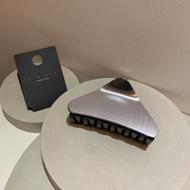 简约冷淡风拉丝金属贴片发夹后脑勺盘发鲨鱼夹头饰高级感三角抓夹