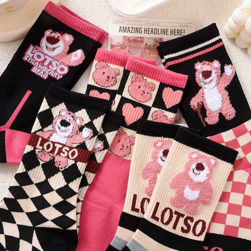 秋冬季粉色条纹草莓小熊可爱ins风中筒袜韩式潮流外穿中筒袜子女