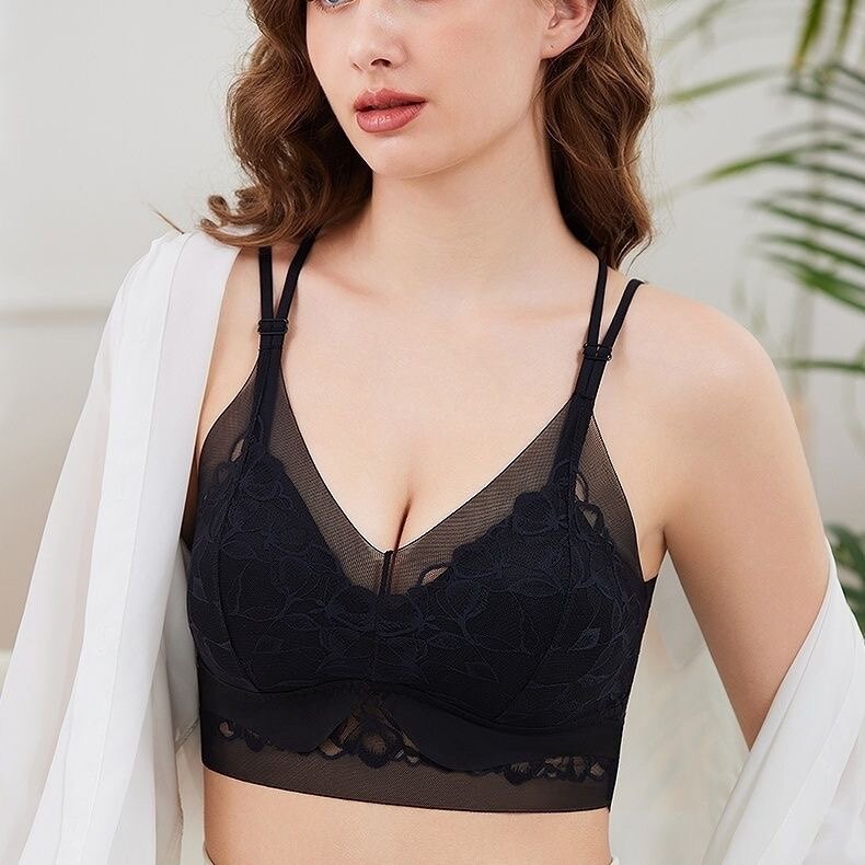 美背内衣文胸一体式收副乳蕾丝大胸显小无钢圈女薄款抹胸背心吊带