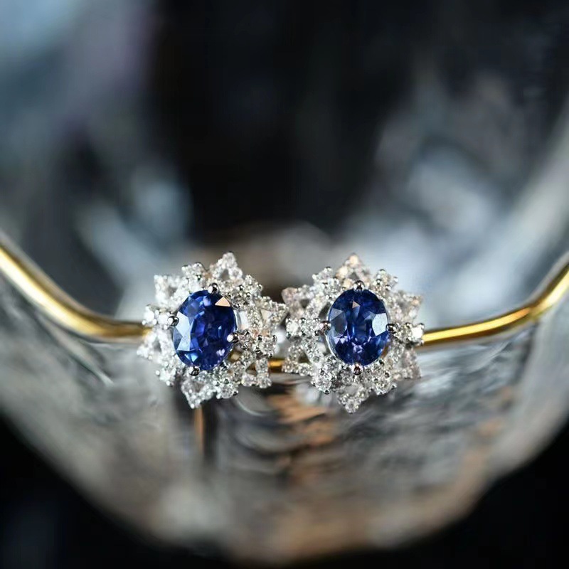 蓝托帕石耳钉钻石设计小众洋气轻奢贵妇耳饰个性高级百搭简约