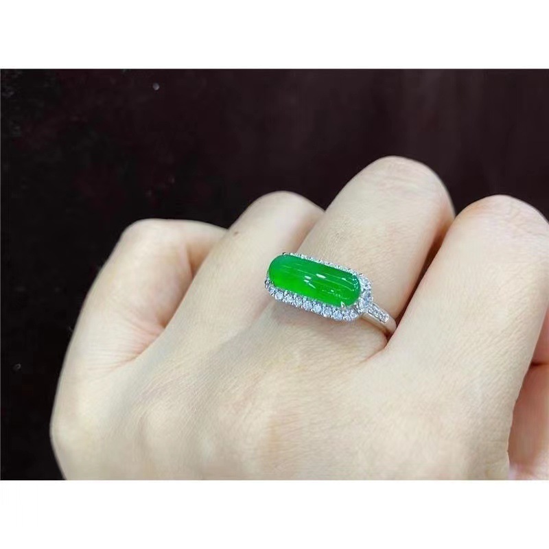 S925银冰种阳绿玉髓戒指女