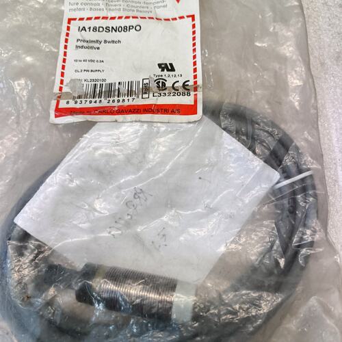 议价CARLOGAVAZZI接近开关IA18DSN08POia18dsn08poIA18DSN08PO