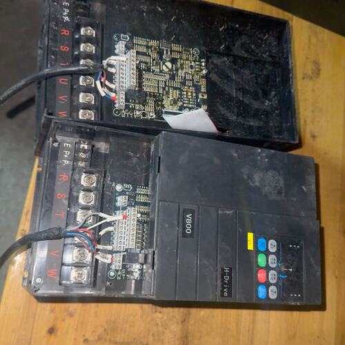 议价变频器V800-4T018R5GV800-4T0150GV800-4T0220G