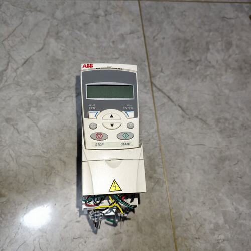 议价B变频器ACS310-03U-09A7-4ACS310-03U-07A3-4