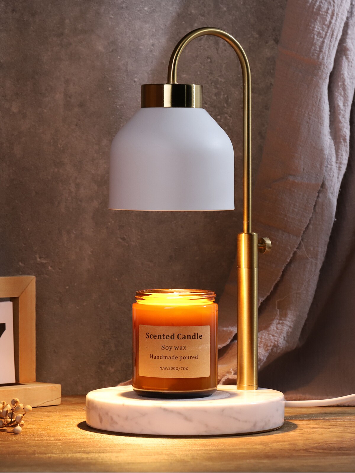 融蜡灯轻奢北欧香薰灯无火插电融烛灯定时加热蜡烛灯客厅装饰台灯