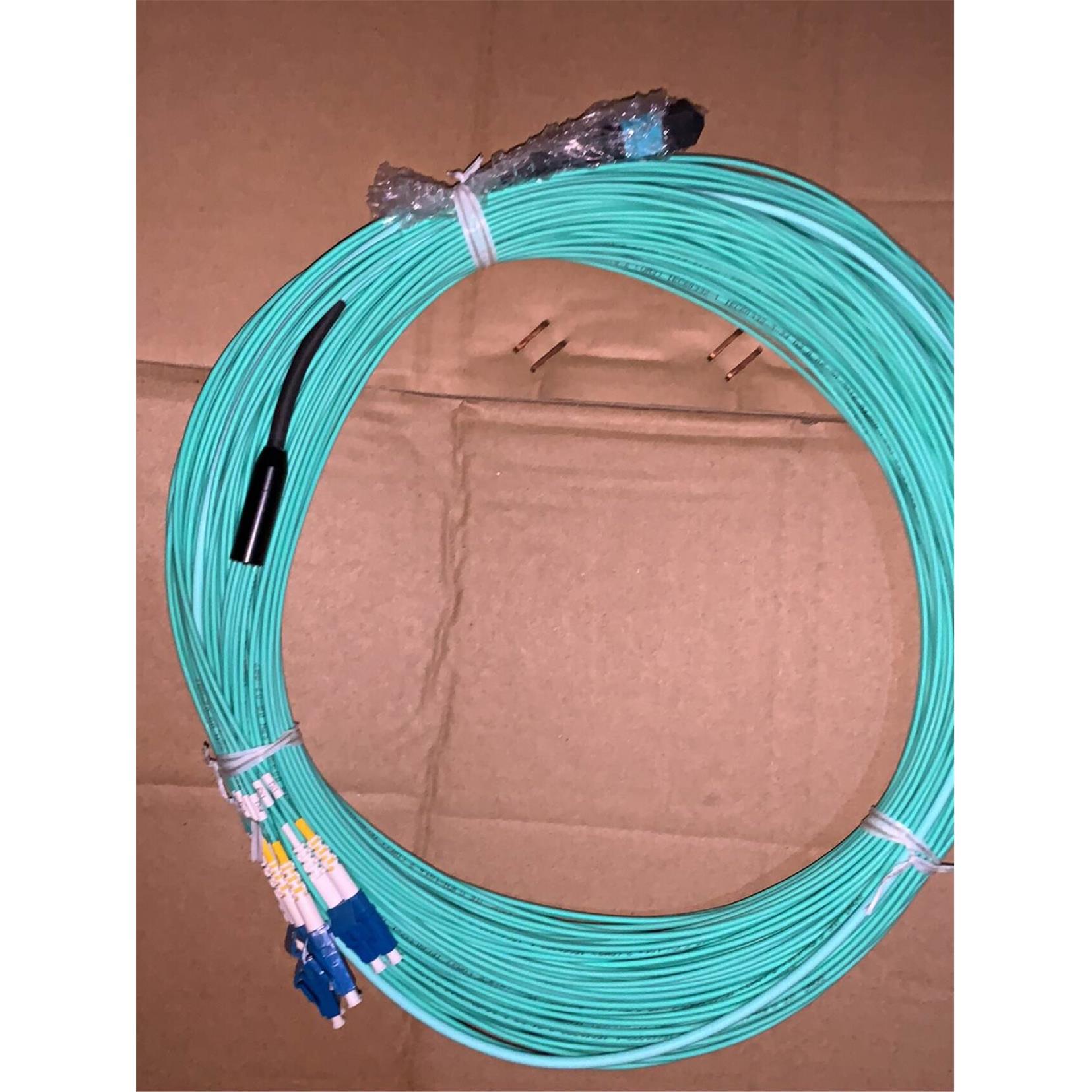 中航万兆多模光纤跳线24芯40G100G模块连接线OM3MT议价