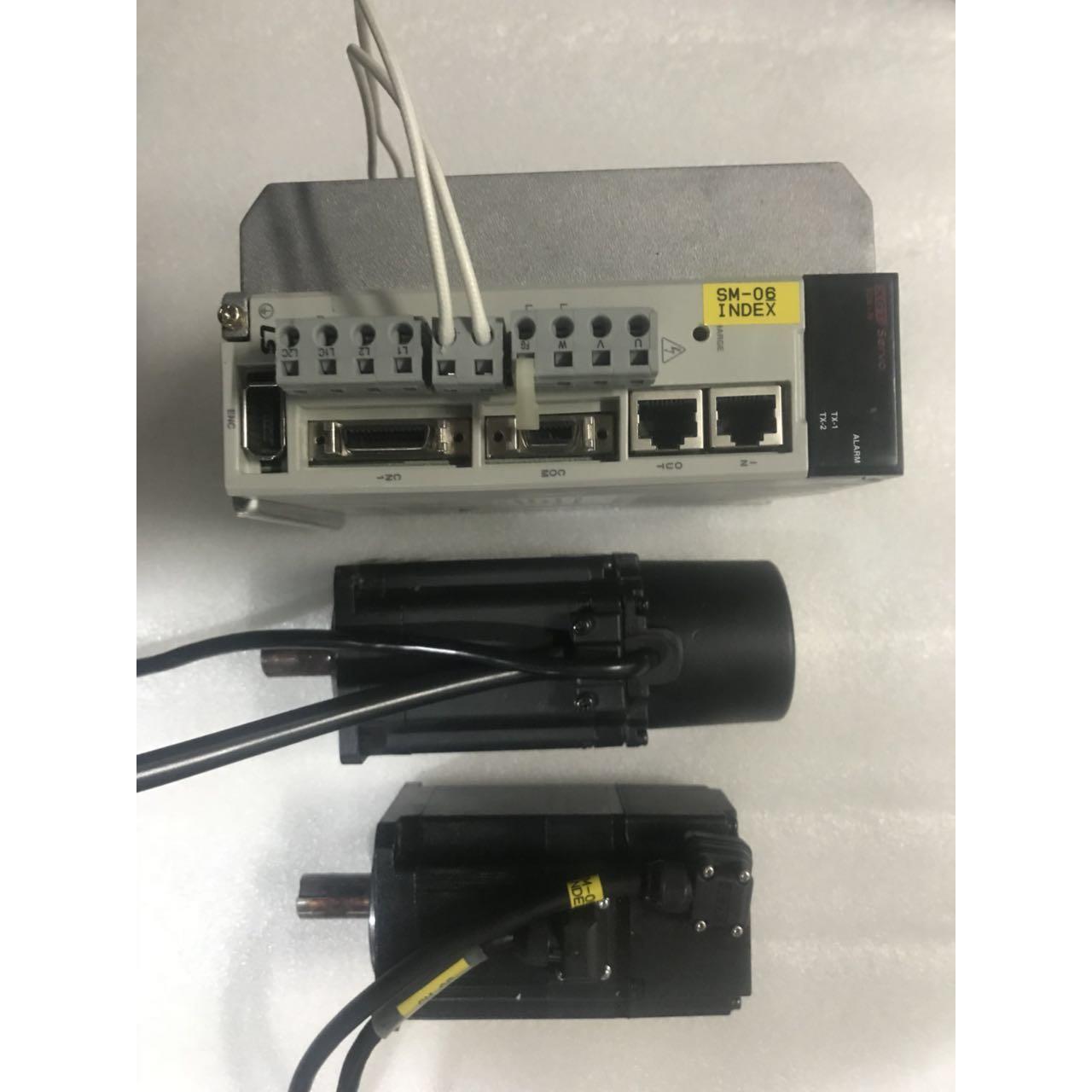 LS韩国驱动器。XDA-N004.XMRCJ04-PB00.APM-FB04AMK二手拆机400W.
