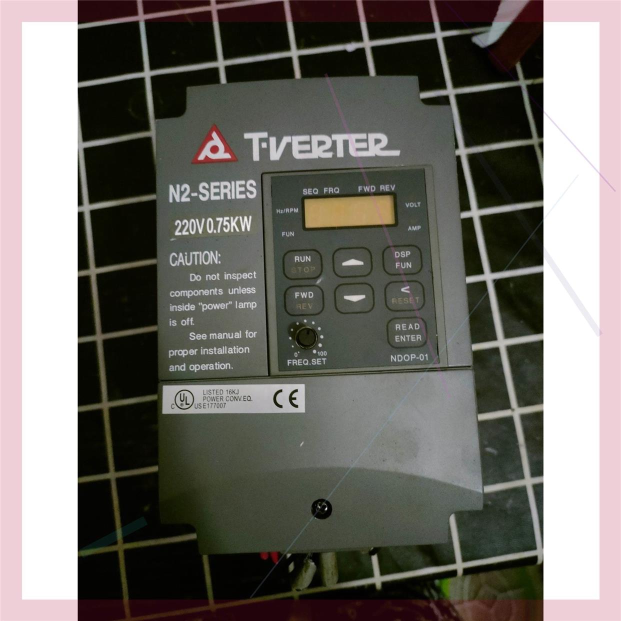 台安变频器N2-201-H  200∽220V拆机