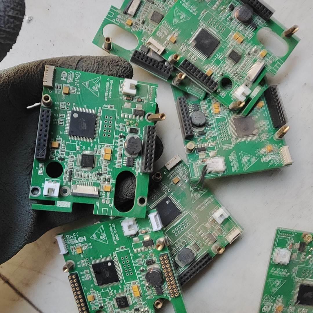 芯片美国微芯ATMEGA64A-AU芯片，10张拆机，带着8