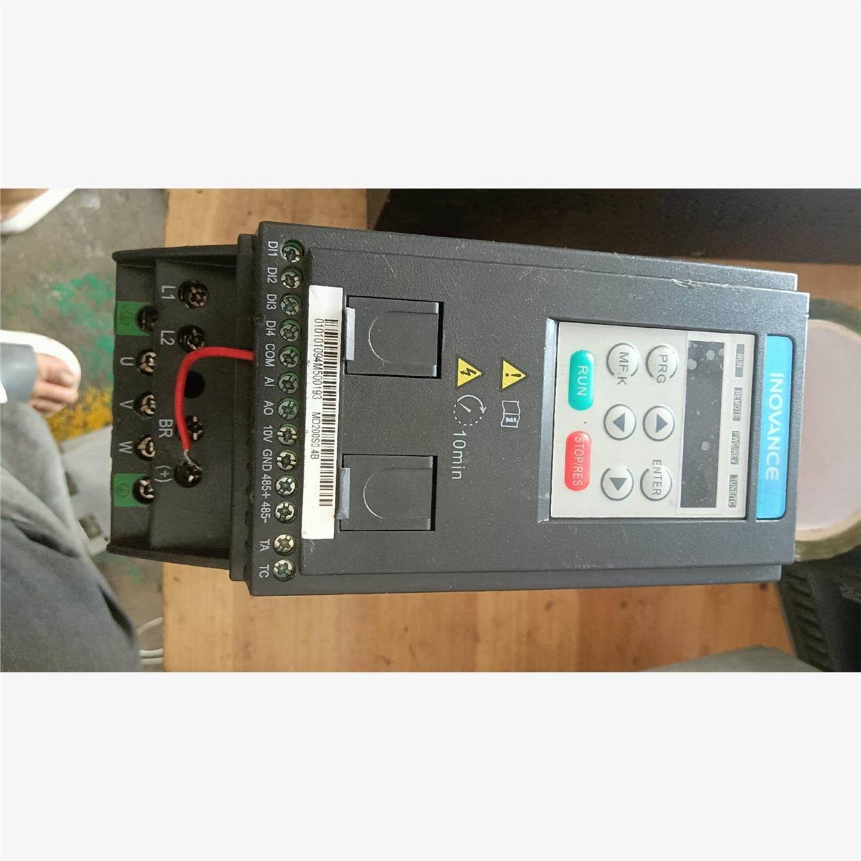 二手汇川变频器MD200S0.4B，功能正常实物拍摄要的私聊