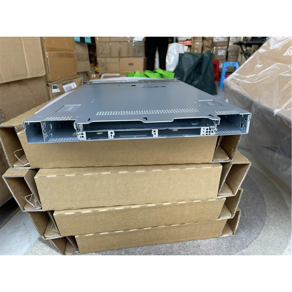 / Poweredge R650 R6525 机箱 3.5寸4盘位机箱 空机壳议