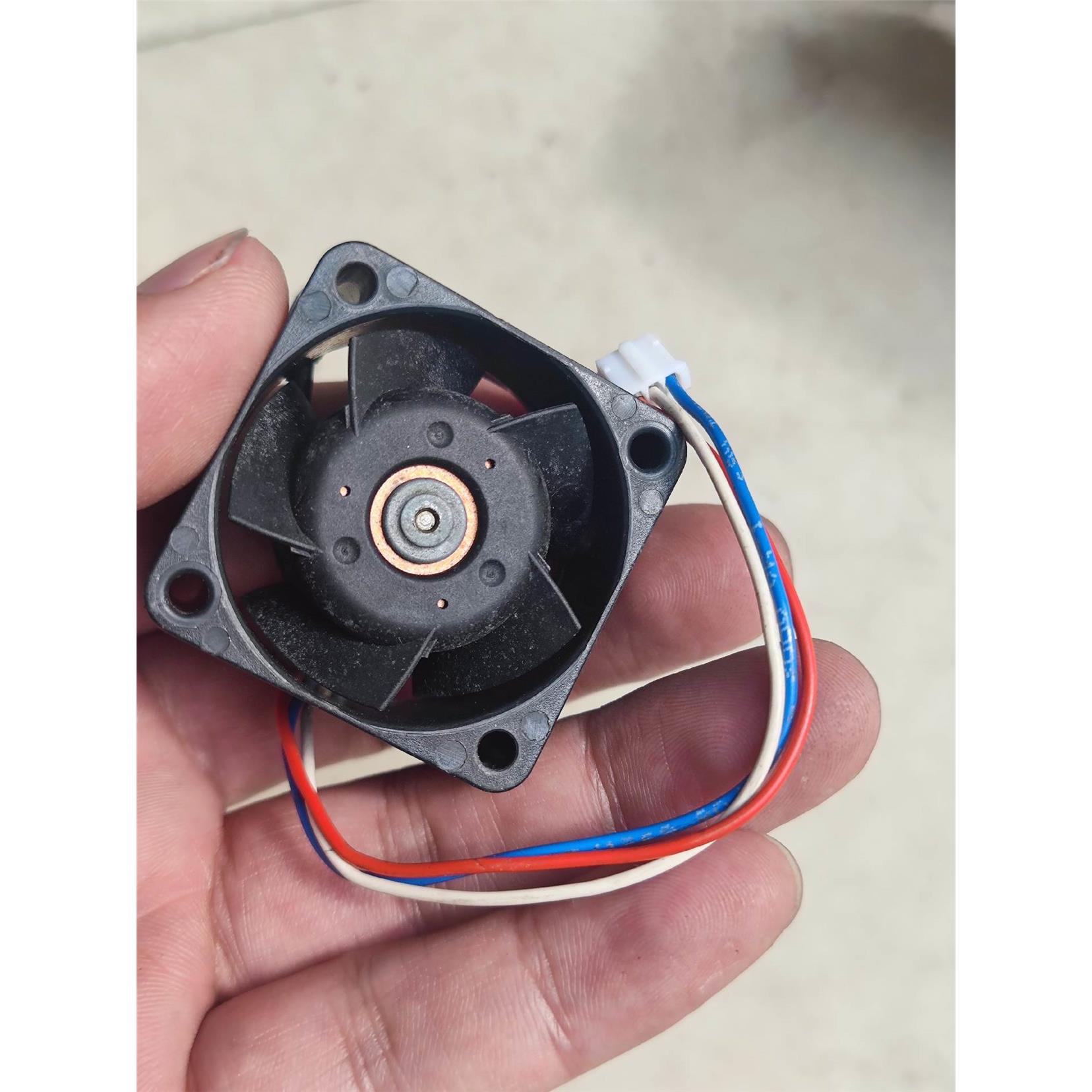 ebmpapst 412J/2H 12V  3W 欢迎咨询