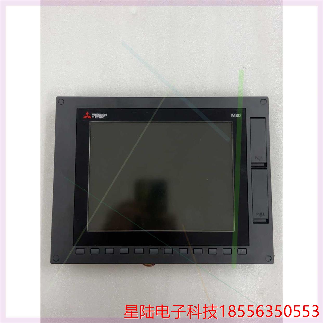 三菱m80。8.4寸。原装屏幕总成。FCU8-DU121-1