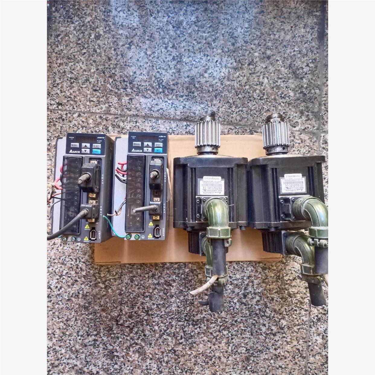 台达B2伺服驱动1.5KW伺服电机实物拍摄