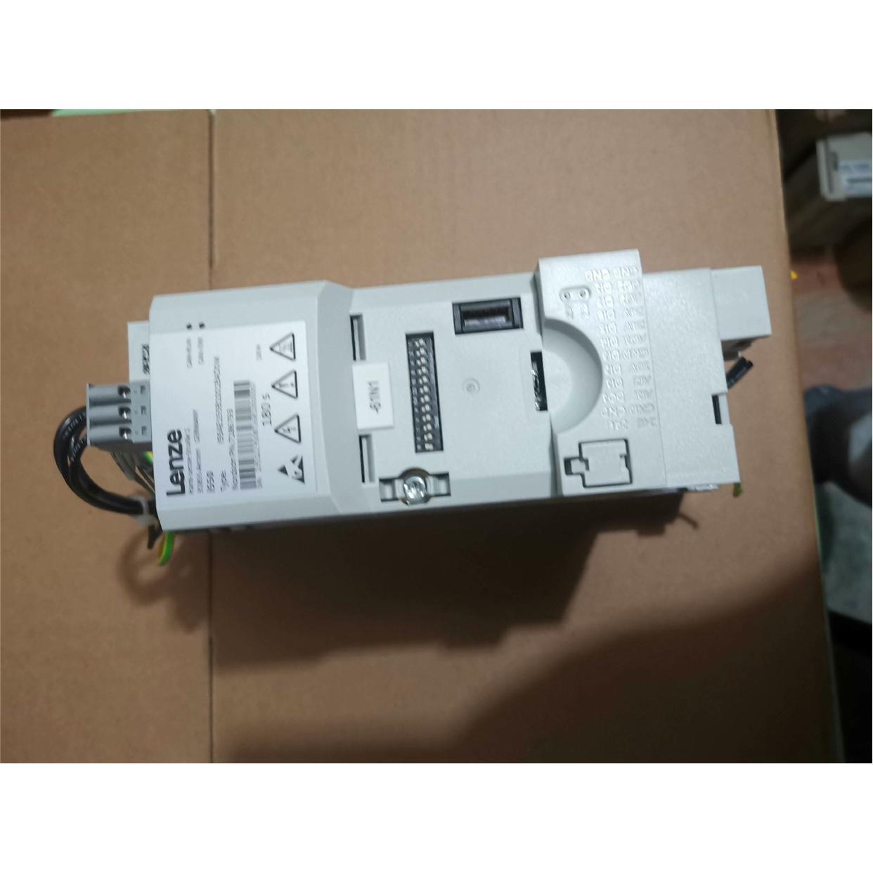 i55AE155B1001BAD0M伦茨变频器拆机95成新实