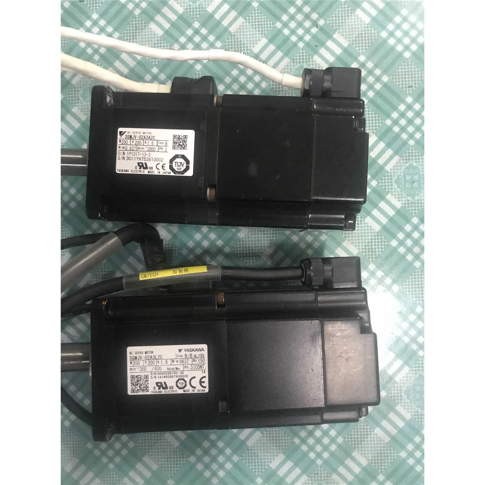 安川电机。SGMJV-02A3A2C.SGMJV-02A3L2C.二手拆机。200W.89成