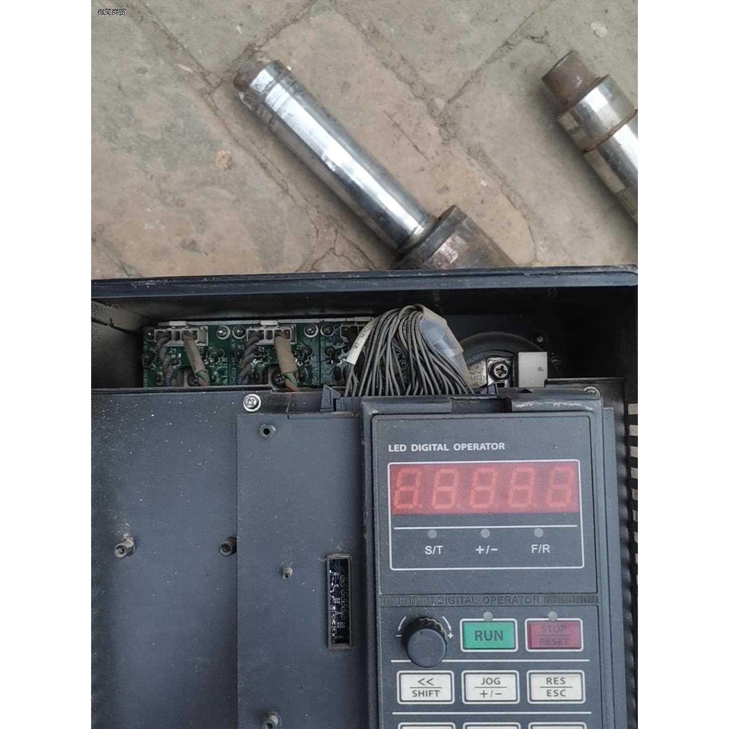 正弦变频器11千瓦 380V TC3A03-011-3BB实
