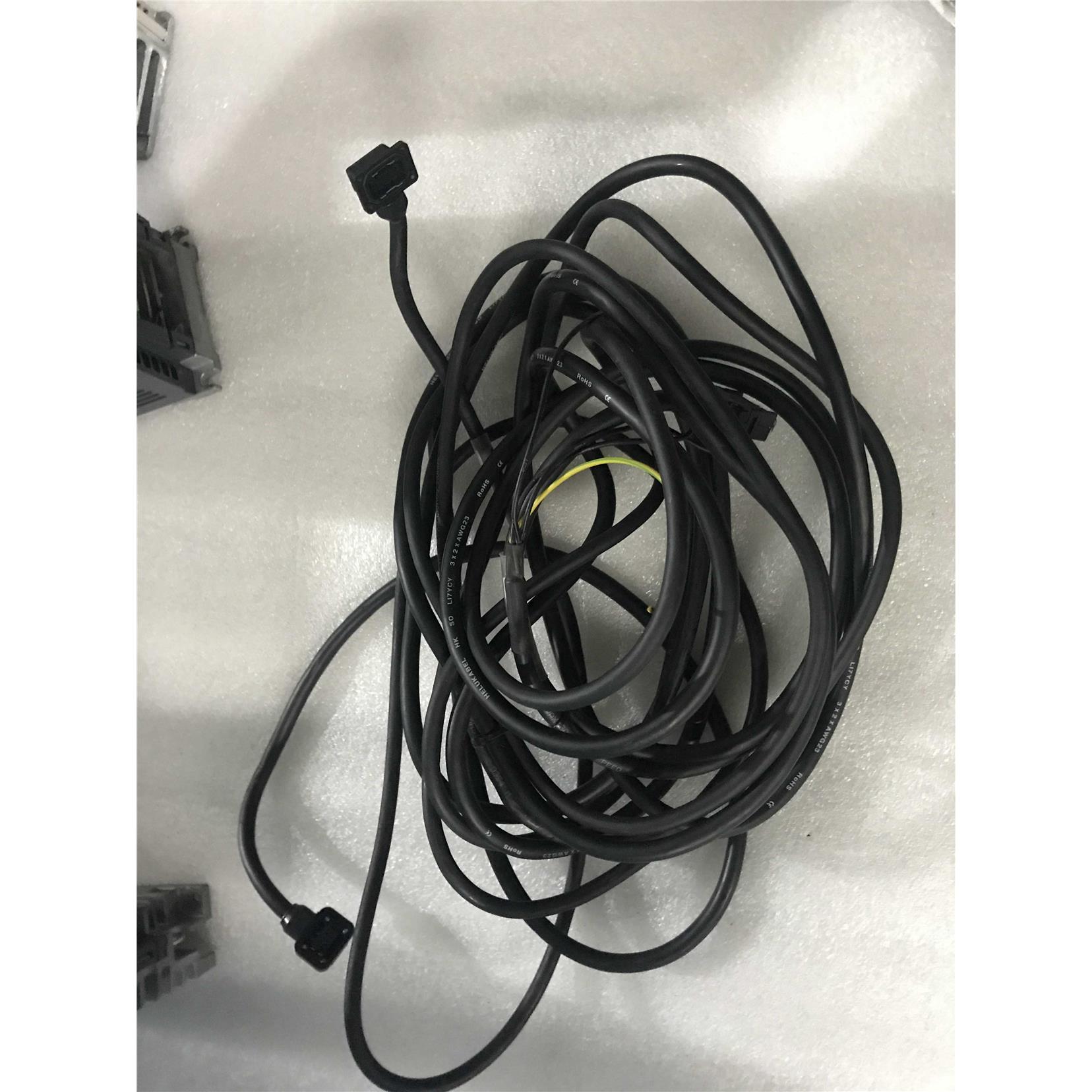三菱编码器线。MR-PWS1CBL3M-A1-H.3米-10米。J3\J4通用。成色好