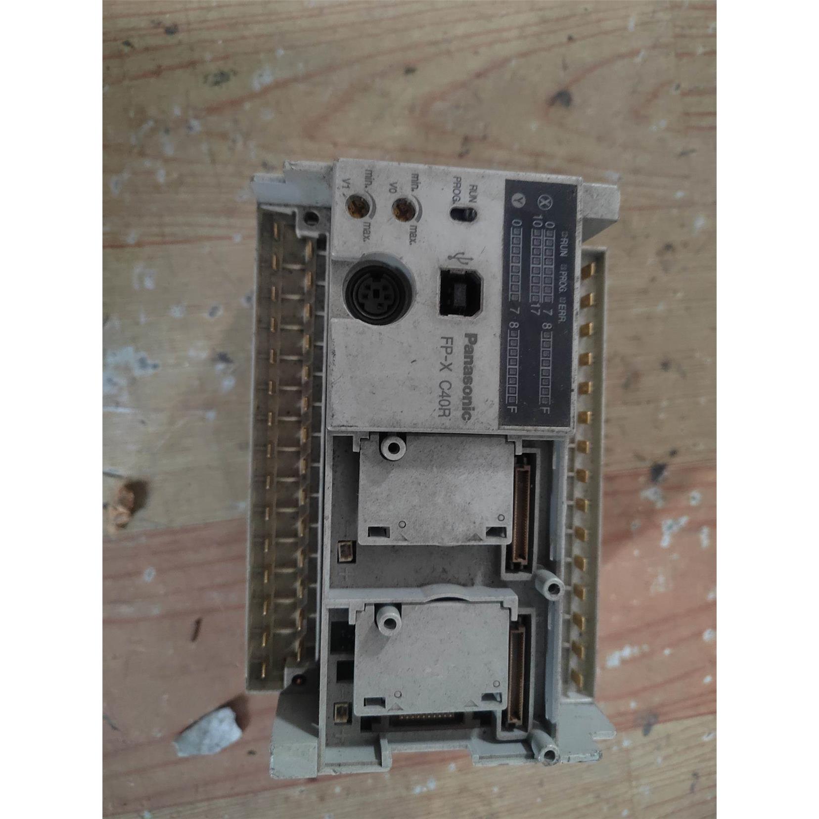 PLC   AFPX-C40R-F原装拆机，缺端子，需要议价