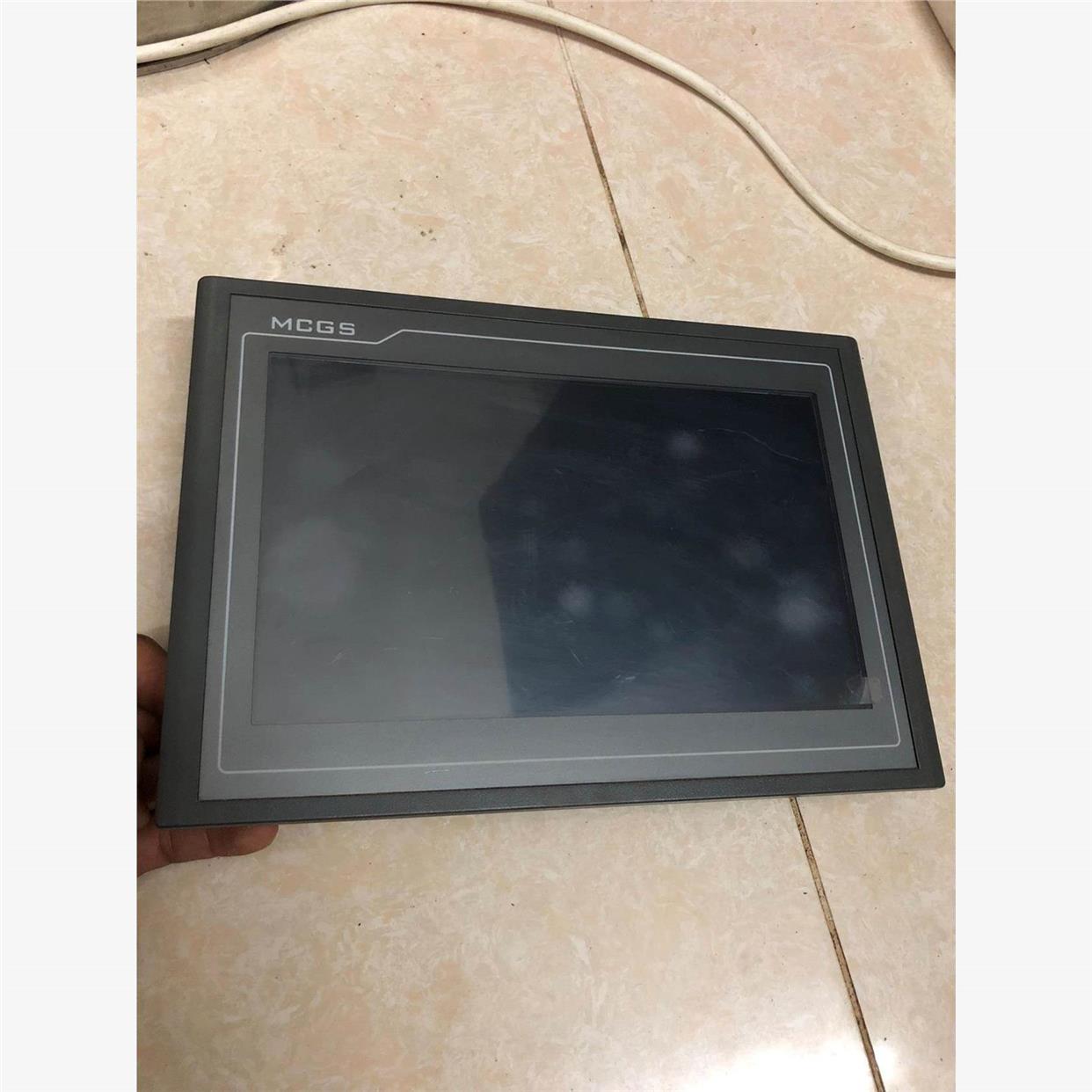 拆机，mcgstpc触摸屏TPC1062K,24V，成色九成