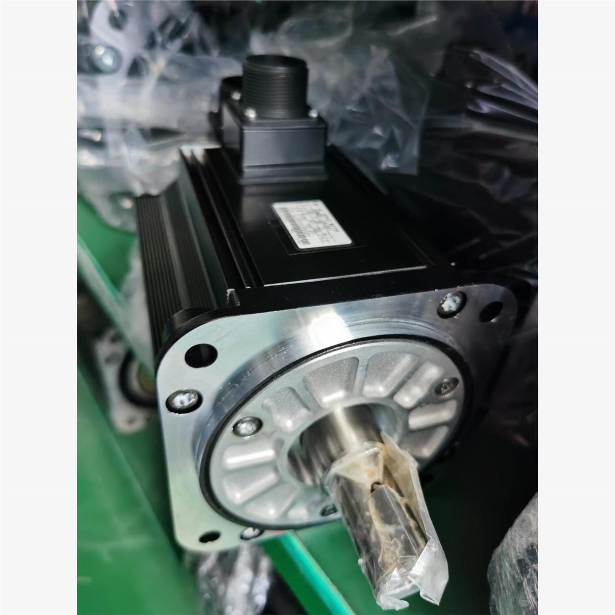 安川2系充新1.3KW 2KW