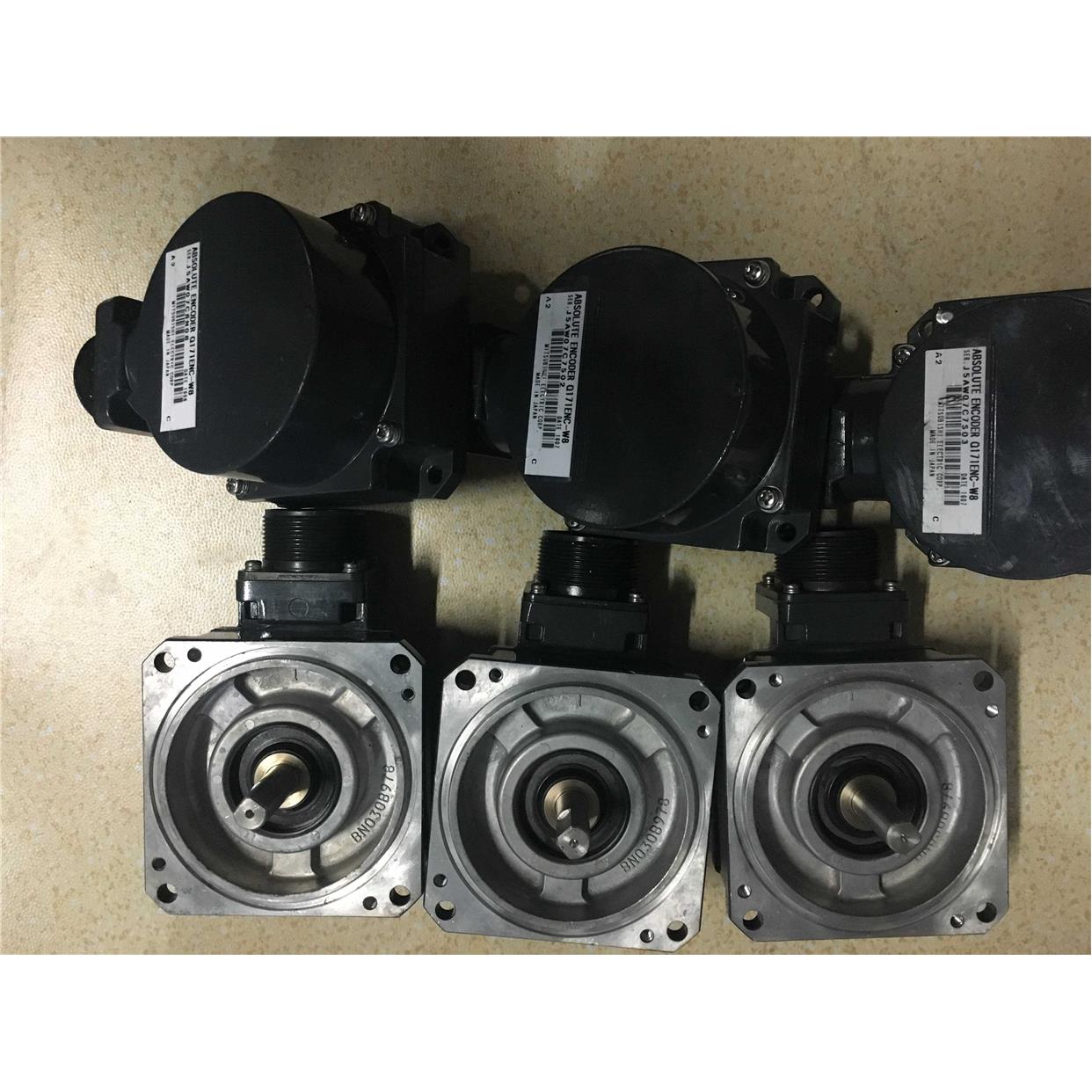 三菱编码器ABSOLUTE-ENCODER-Q171ENC-W8.二手设备拆机.8-9成新.