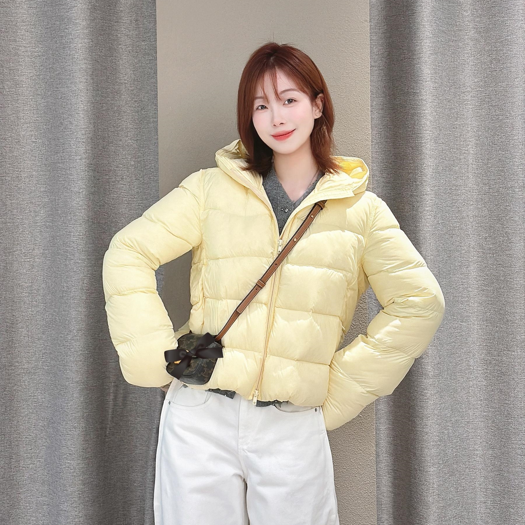 新品羽绒服宽松连帽短款