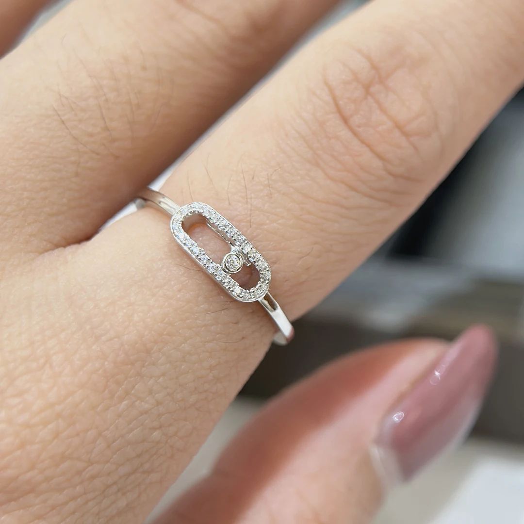 Classic Luxury Jewelry 925 Sterling Silver Women's Ring. A m