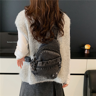 日韩潮牌牛仔布包包多功能胸包女单肩斜挎小包包休闲百搭上班通勤