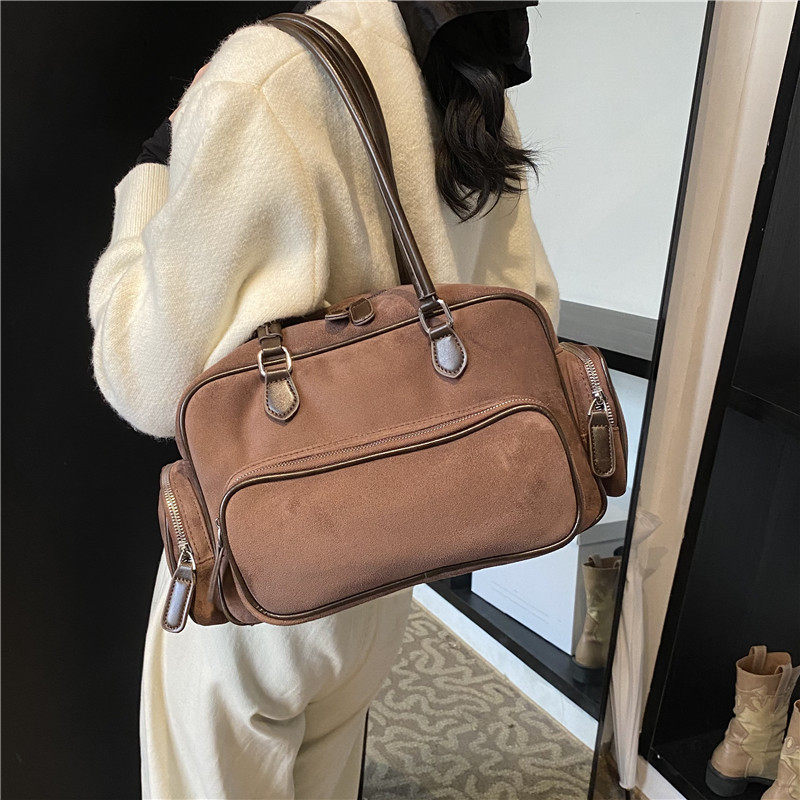 复古腋下邮差包包女2025新款冬季单肩包手提大容量通勤休闲枕头包,箱包皮具/热销女包/男包,托特包,淘宝优惠券,粉丝福利购,淘宝优惠卷