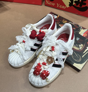 ins白红波点泡芙蝴蝶结鞋带扣适配蛇年新年德训鞋samba珍珠鞋花扣