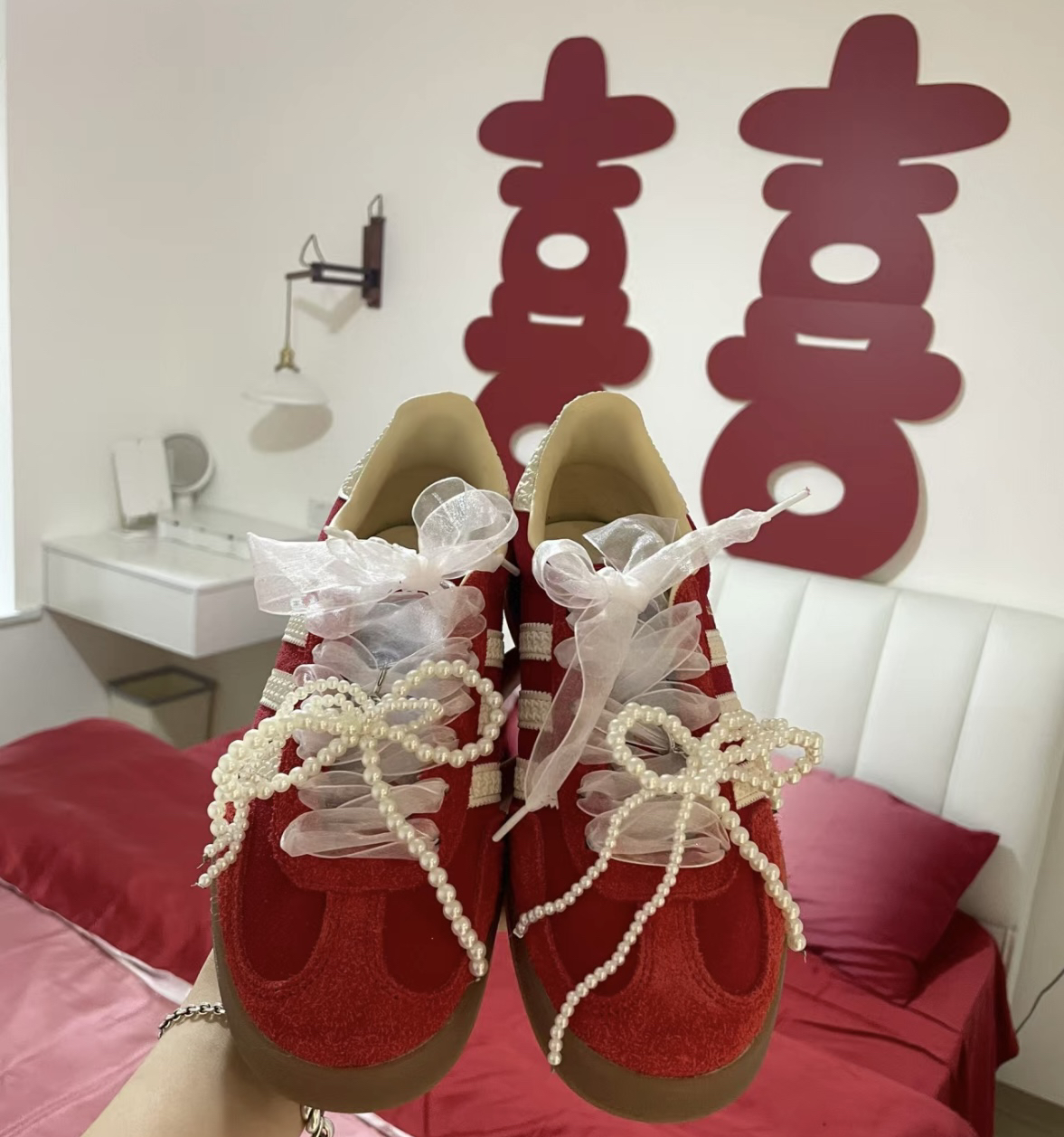 T头鞋德训鞋samba红色婚鞋爆改定制结珍珠蝴蝶结鞋扣配饰结婚装饰