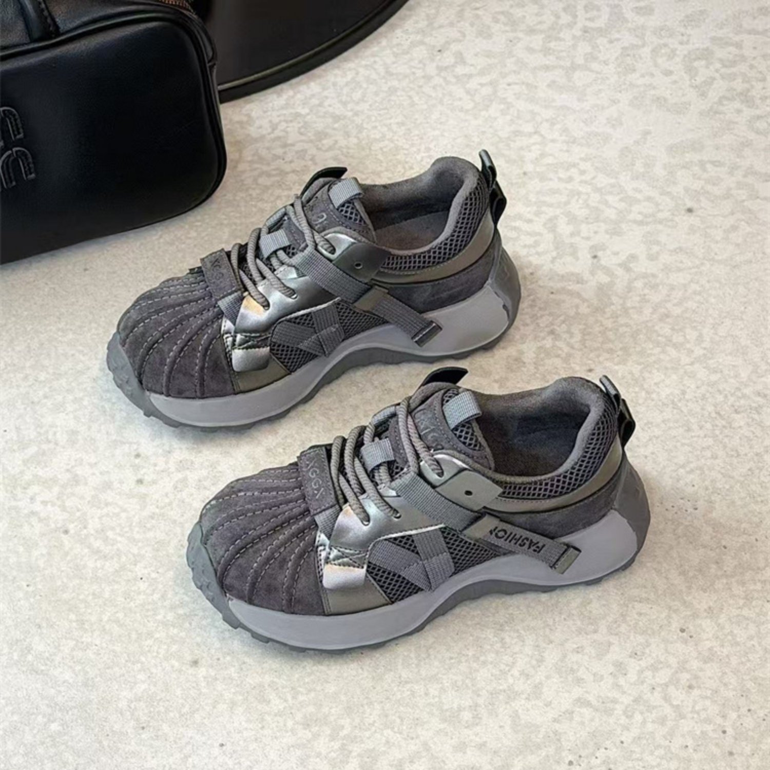 韩版小众丑萌贝壳头老爹鞋2025秋冬爆款复古时尚显脚小百搭休闲鞋,女鞋,老爹鞋,淘宝优惠券,粉丝福利购,淘宝优惠卷