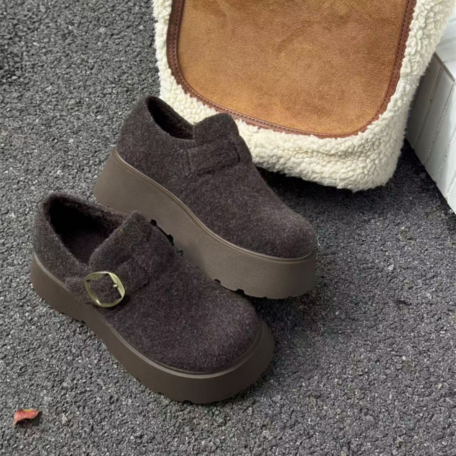 美式简约复古绒面厚底增高乐福鞋