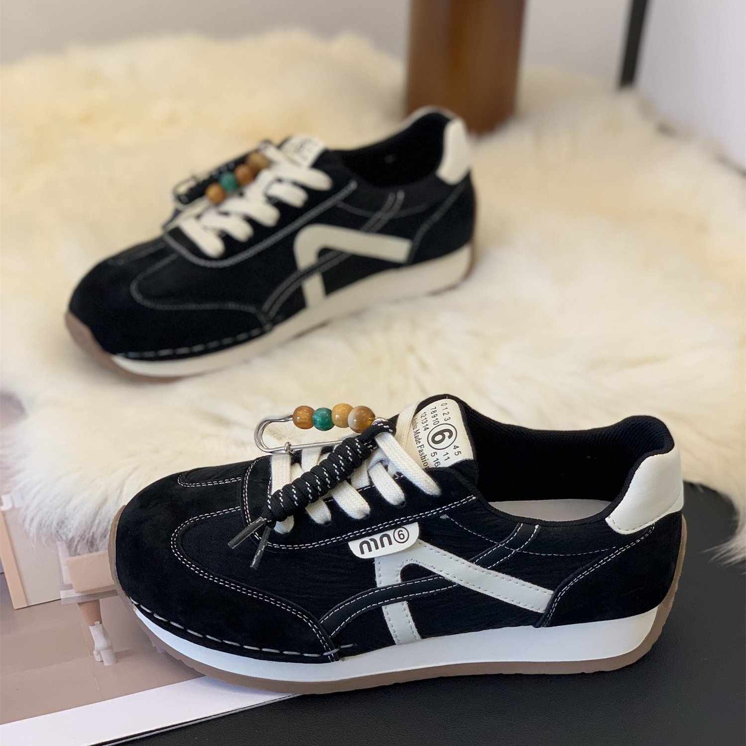 时尚百搭网红爆款休闲板鞋女2025秋季新款系带平底复古学生德训鞋,女鞋,德训鞋,淘宝优惠券,粉丝福利购,淘宝优惠卷