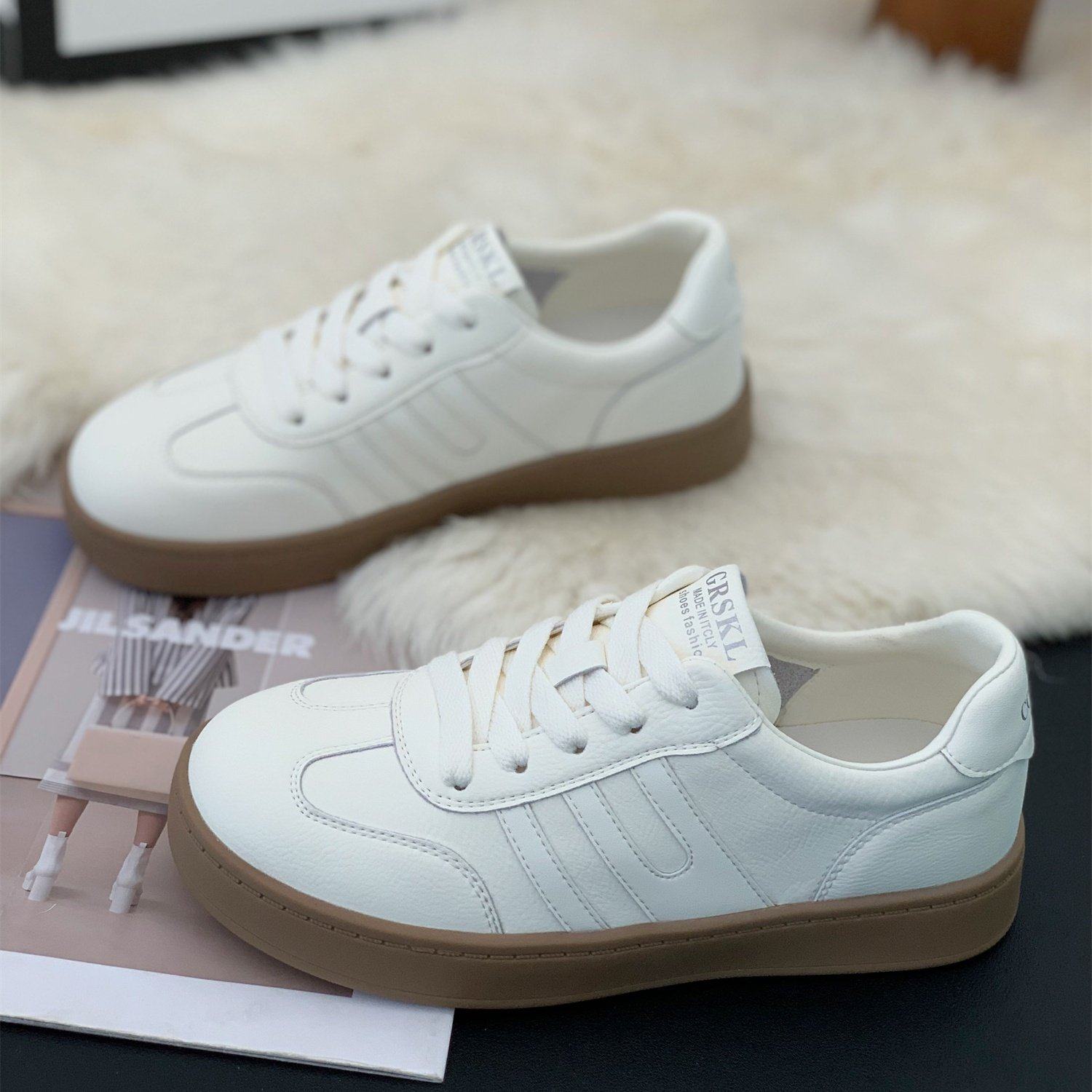 2026年春季新款厚底板鞋女时尚学生休闲小白鞋增高百搭轻便德训鞋,女鞋,休闲板鞋,淘宝优惠券,粉丝福利购,淘宝优惠卷