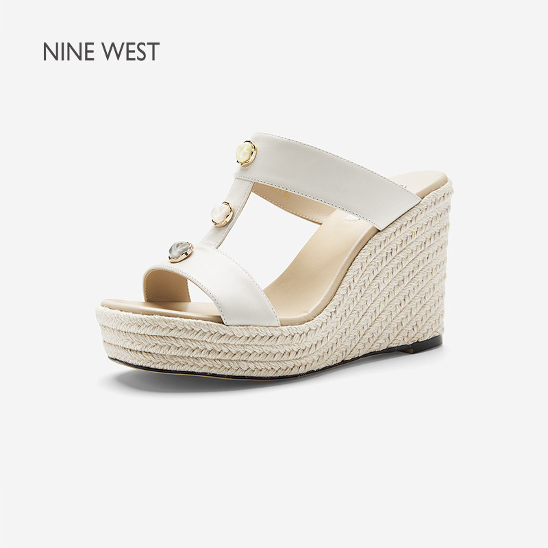 Nine West/玖熙草编坡跟凉拖鞋女百搭露趾增高厚底休闲时装凉鞋女