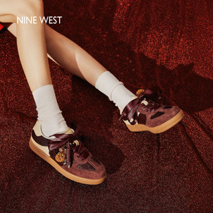 平底休闲板鞋 Nine 女2026春新款 玖熙马年红复古马毛德训鞋 West