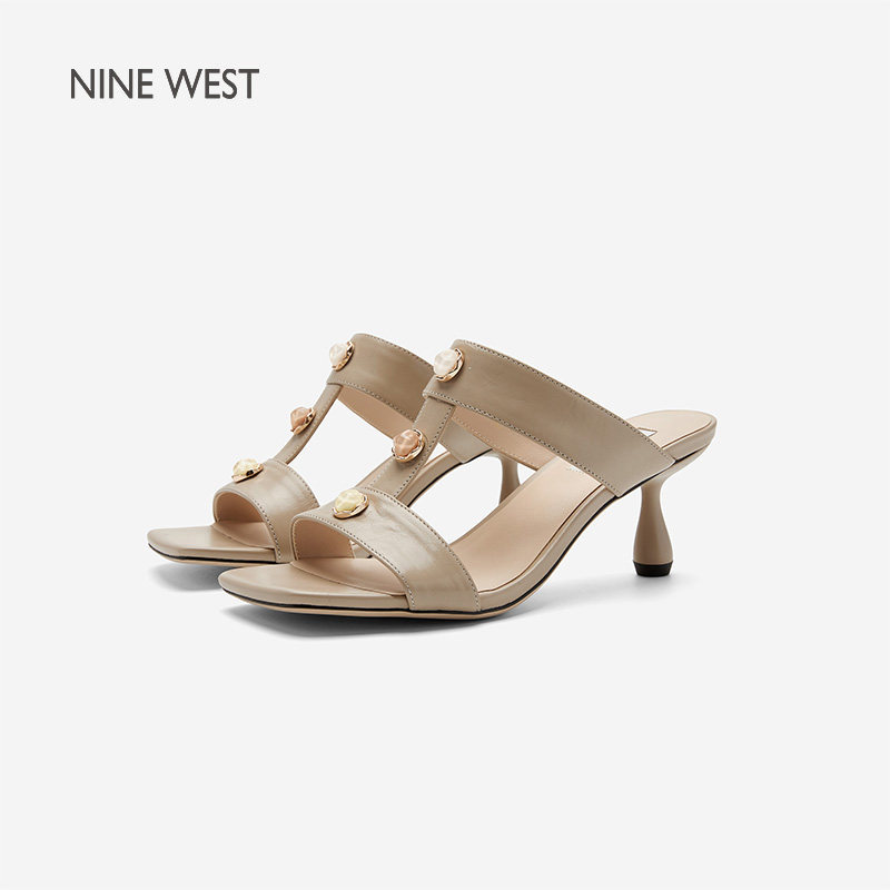 Nine West/玖熙2026夏季新款中跟凉拖鞋女金属扣装饰优雅通勤女鞋