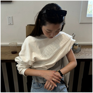 现货 2026冬季新韩国东大门八奶宽松休闲字母纯色圆领长袖卫衣女