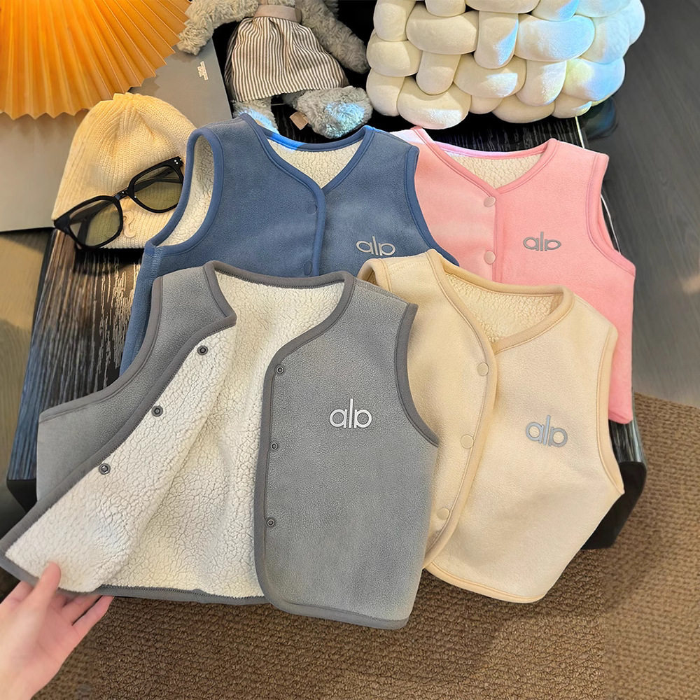2025秋冬儿童新款马甲 男女宝宝加绒加厚开衫坎肩背心a类童装