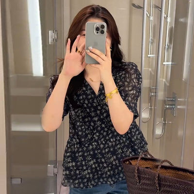法式小众洋气碎花V领短袖衫
