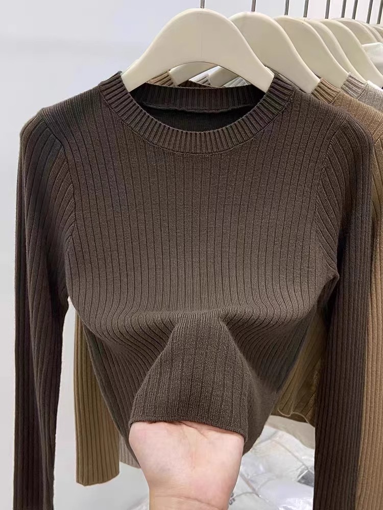 圆领棕色针织品女士秋季新款小香风格内层衬衫别致短上衣小个子